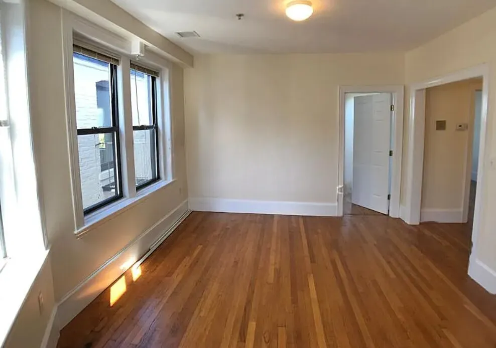 881 Massachusetts Ave, Central Square