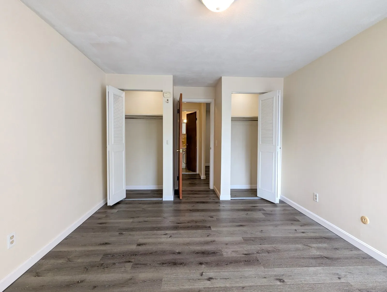 86 Newbury St, Davis Square