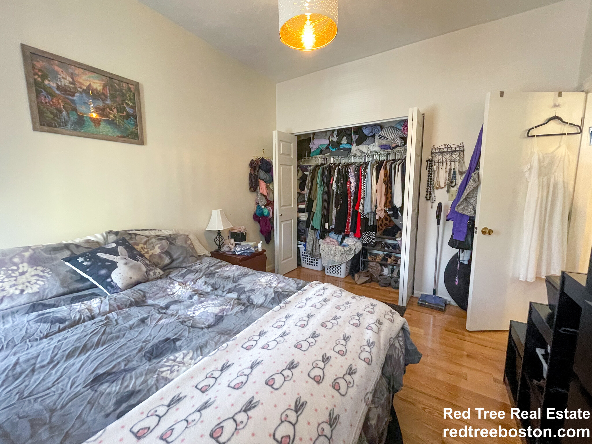 1423 Commonwealth Ave, Brighton