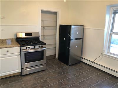 77 Bonair St, Winter Hill