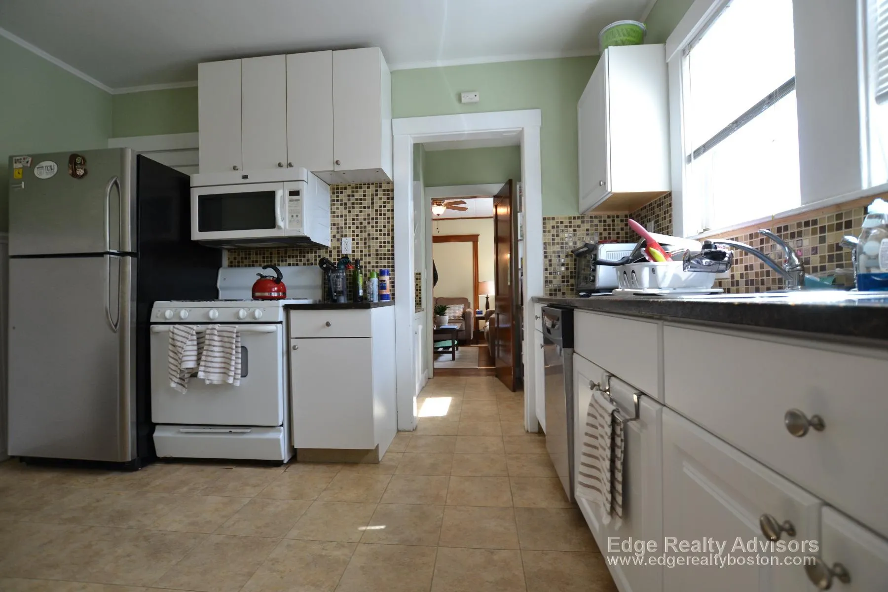 17 Bentley St, Oak Square