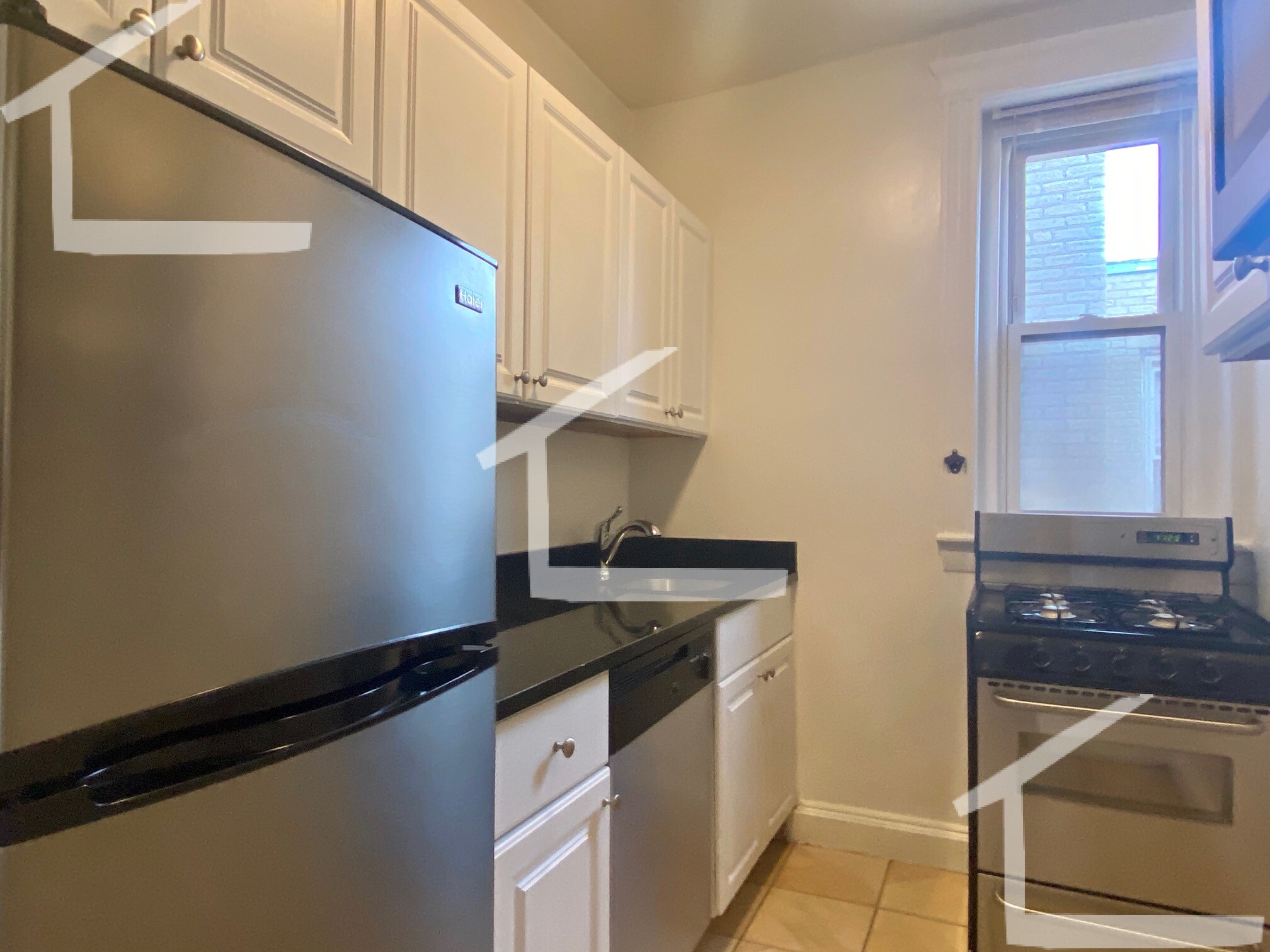 82 Brainerd Rd, Allston