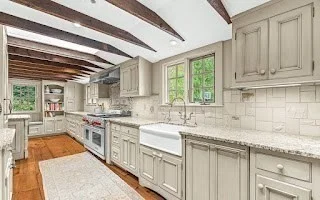 60 Washington St, Sherborn