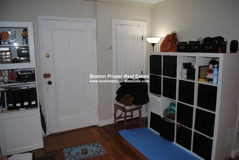 69 Strathmore Rd, Brighton