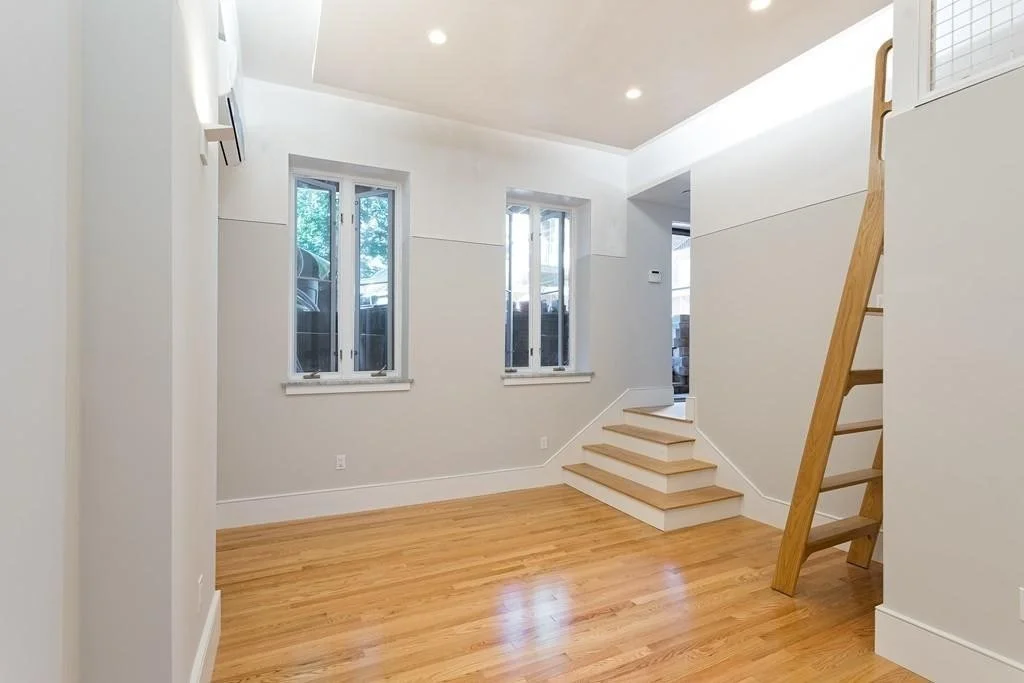 107 N St, South Boston