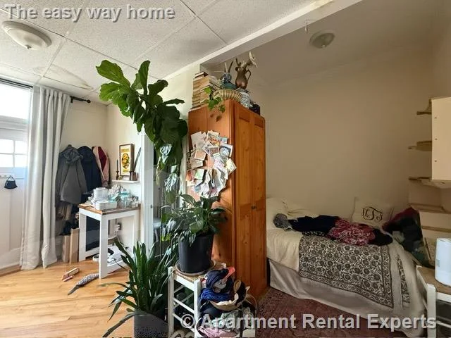 382 Somerville Ave, Union Square