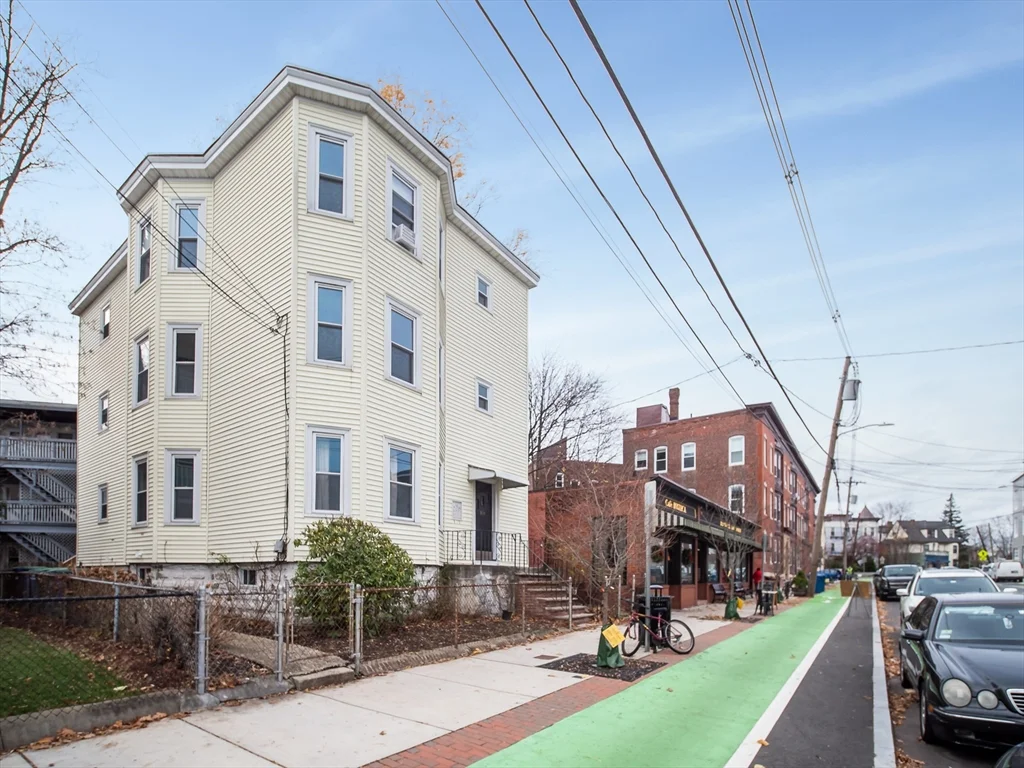 354 Beacon, Ward Two