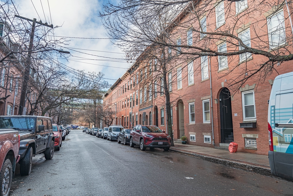 19 Medford St, Chelsea