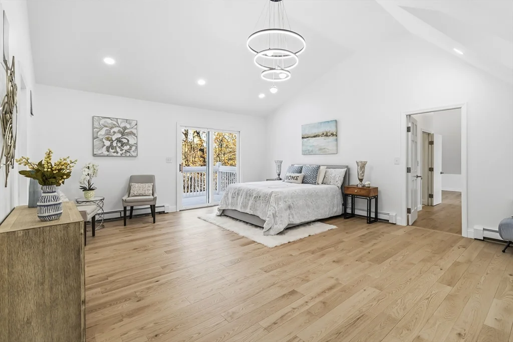 183 Gardner St, Hingham