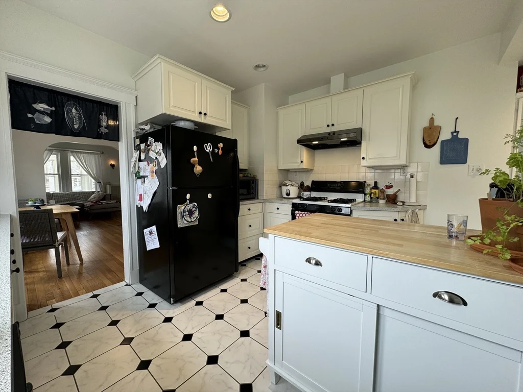 625 Summer St, Arlington