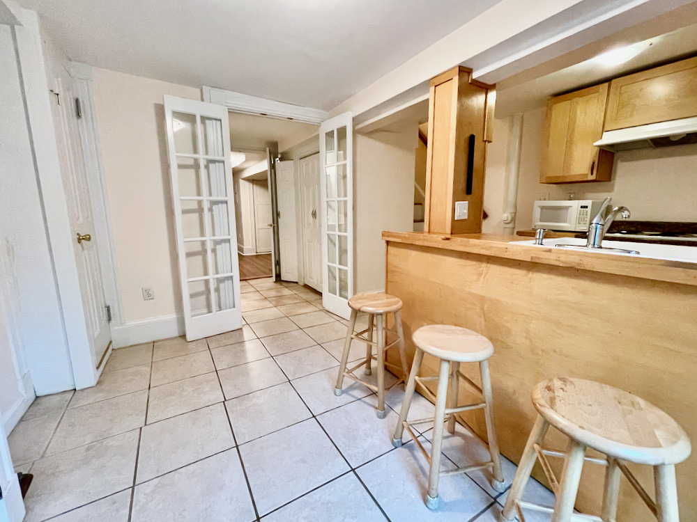 95 West Cedar St, Beacon Hill