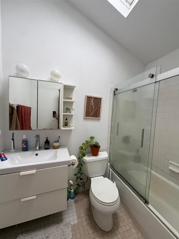 32 Warwick St, Powder House Square