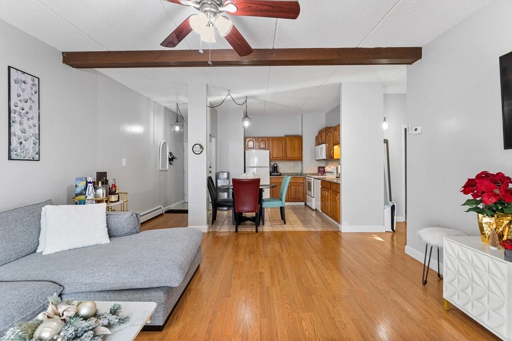 80 N Warren St, Woburn