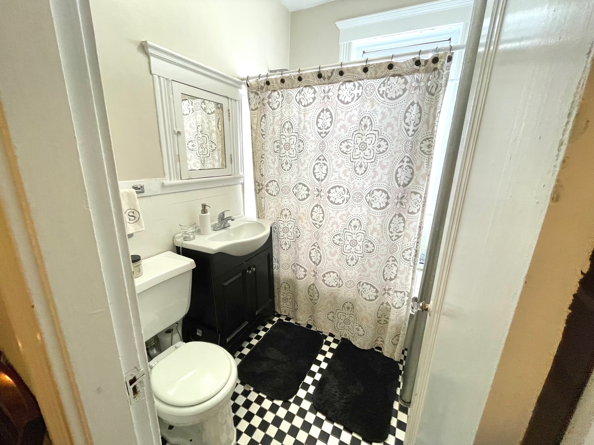 1940 Commonwealth Ave, Brighton