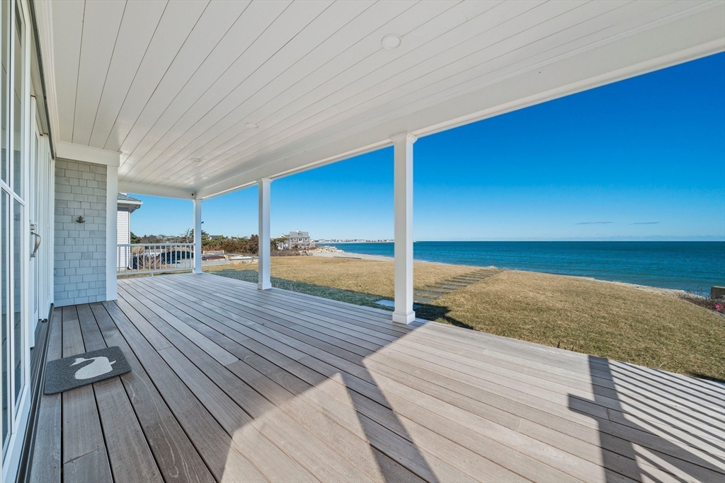 61 Gurnet Rd, Duxbury