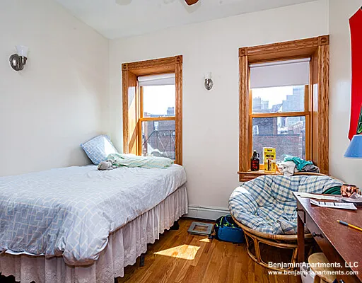 97 Myrtle St, Beacon Hill