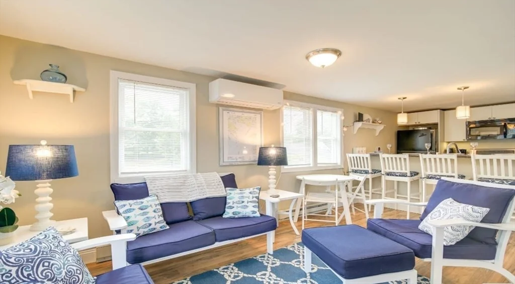 4 Atlantic Ave, Wareham