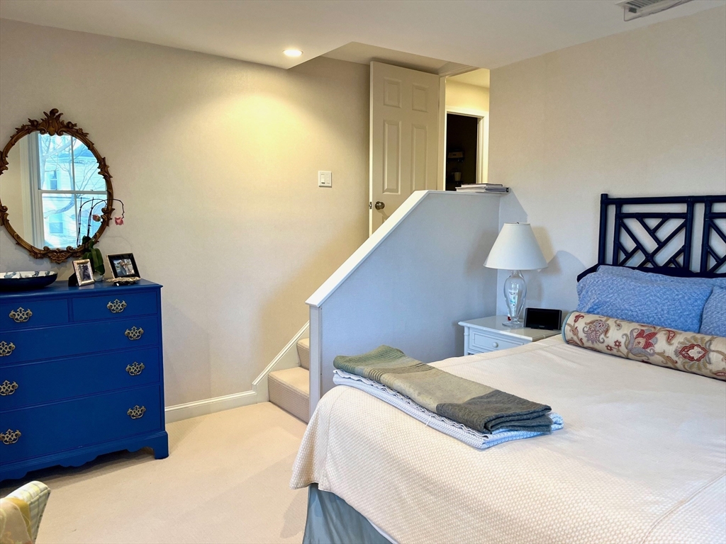 876 Beacon St, Newton Center