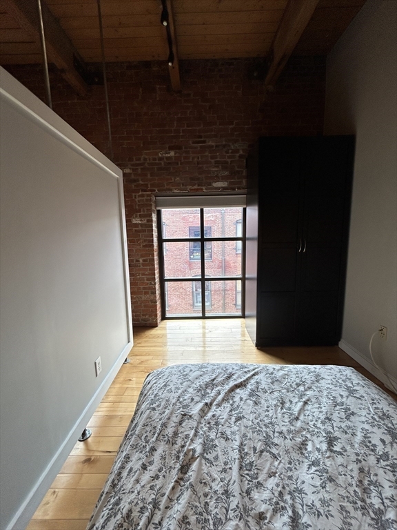 21 Wormwood St, Seaport District