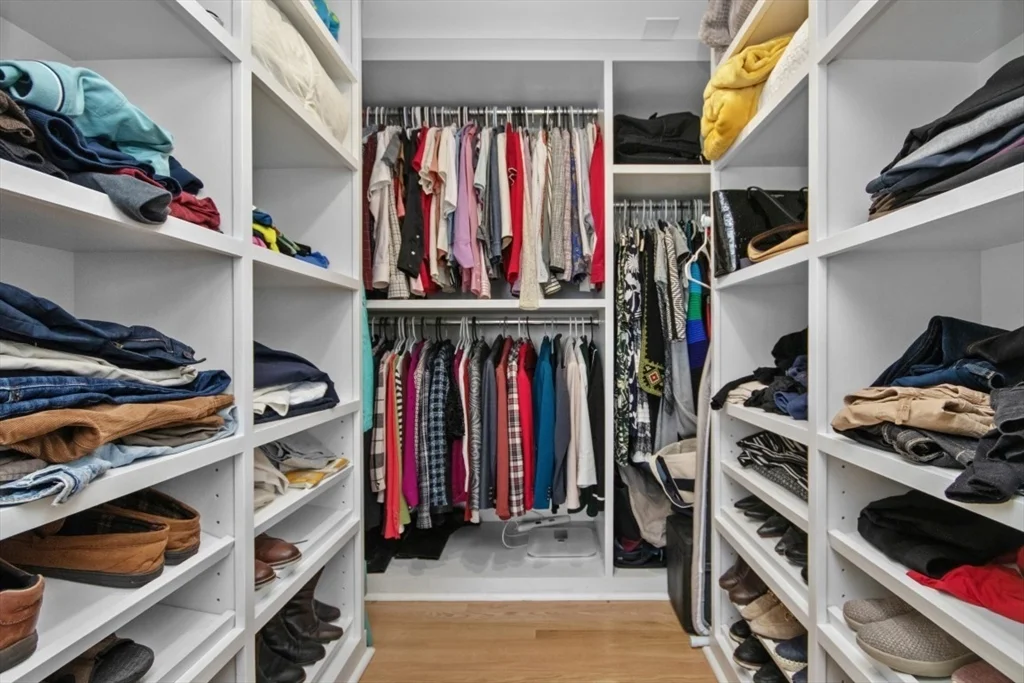 8 Museum Way, East Cambridge