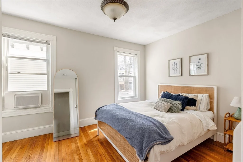 1524 Cambridge St, Mid Cambridge