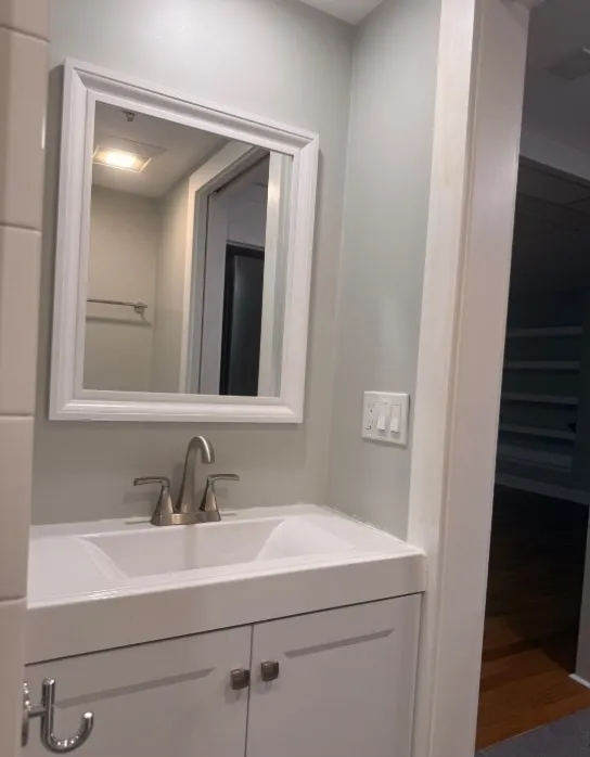 857 Beacon St, Fenway