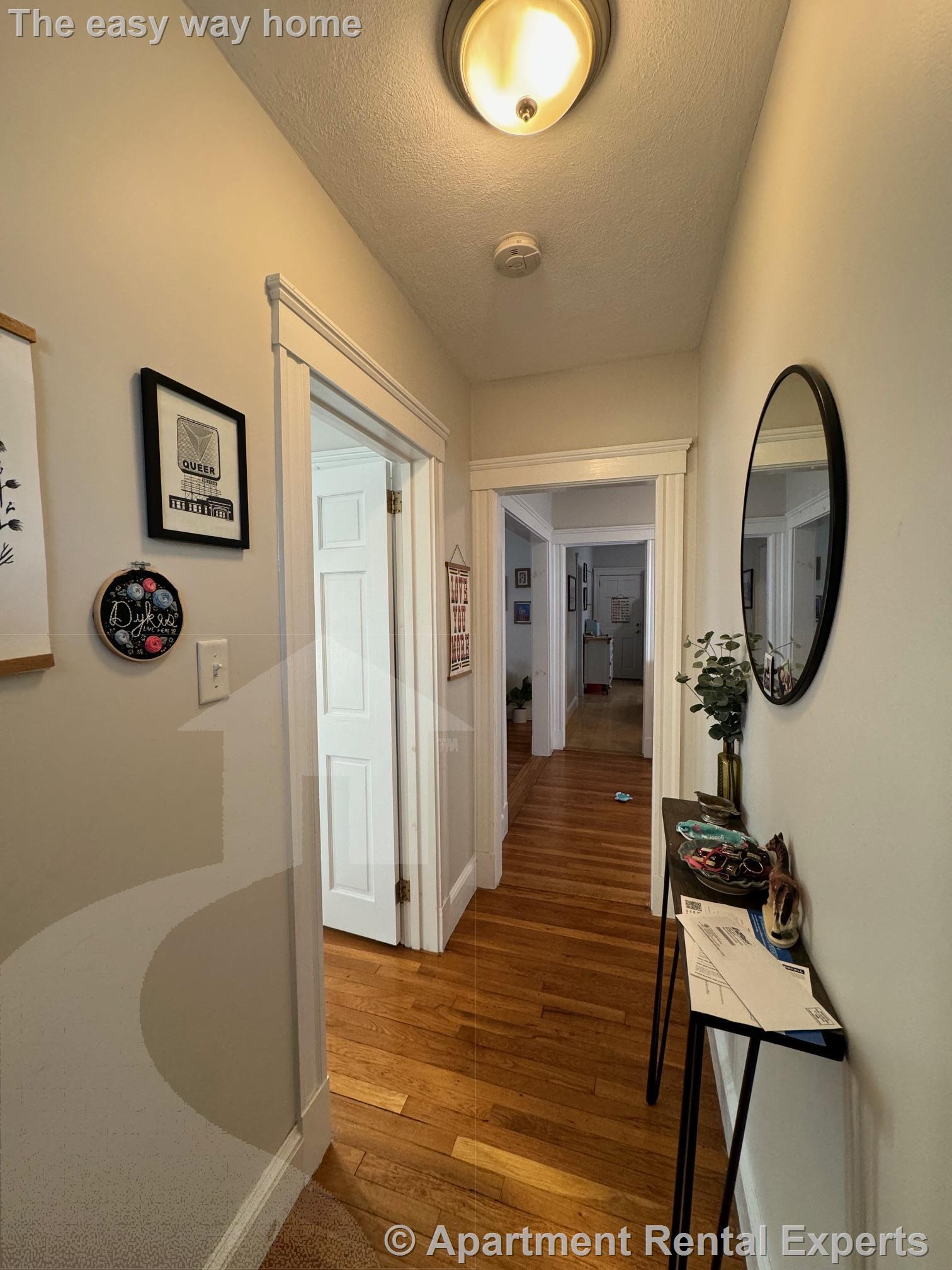 12 Silvey Pl, Porter Square