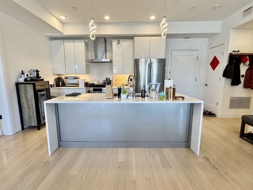 20 West Fifth St, South Boston