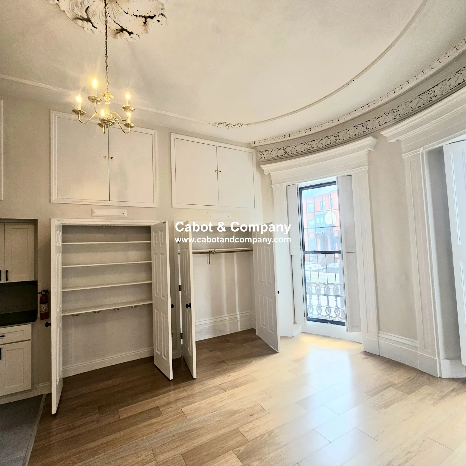 614 Massachusetts Ave, South End