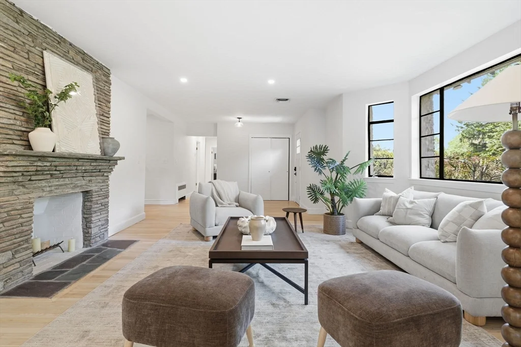 180 Eliot St, Chestnut Hill
