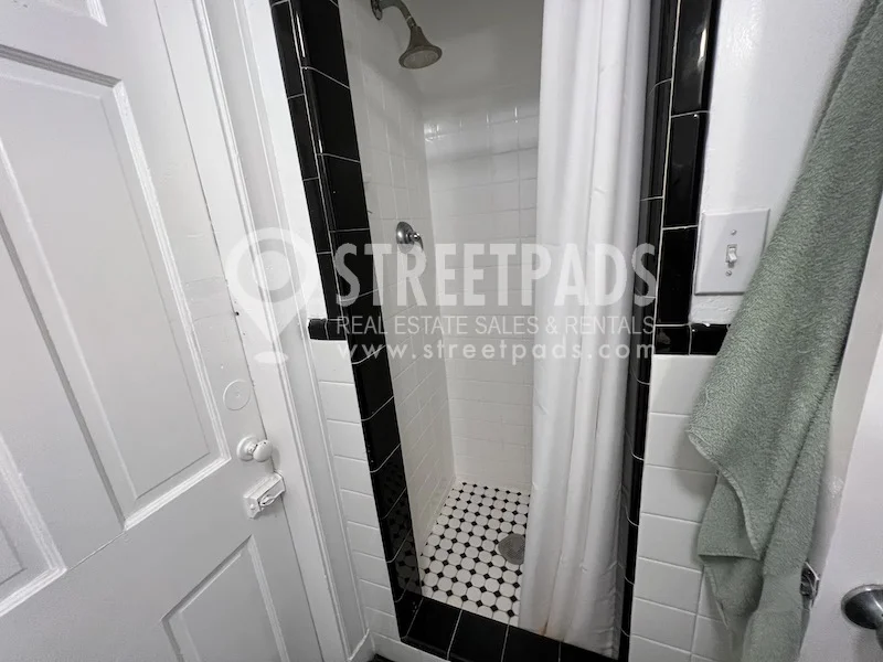 1163 Beacon St, Longwood