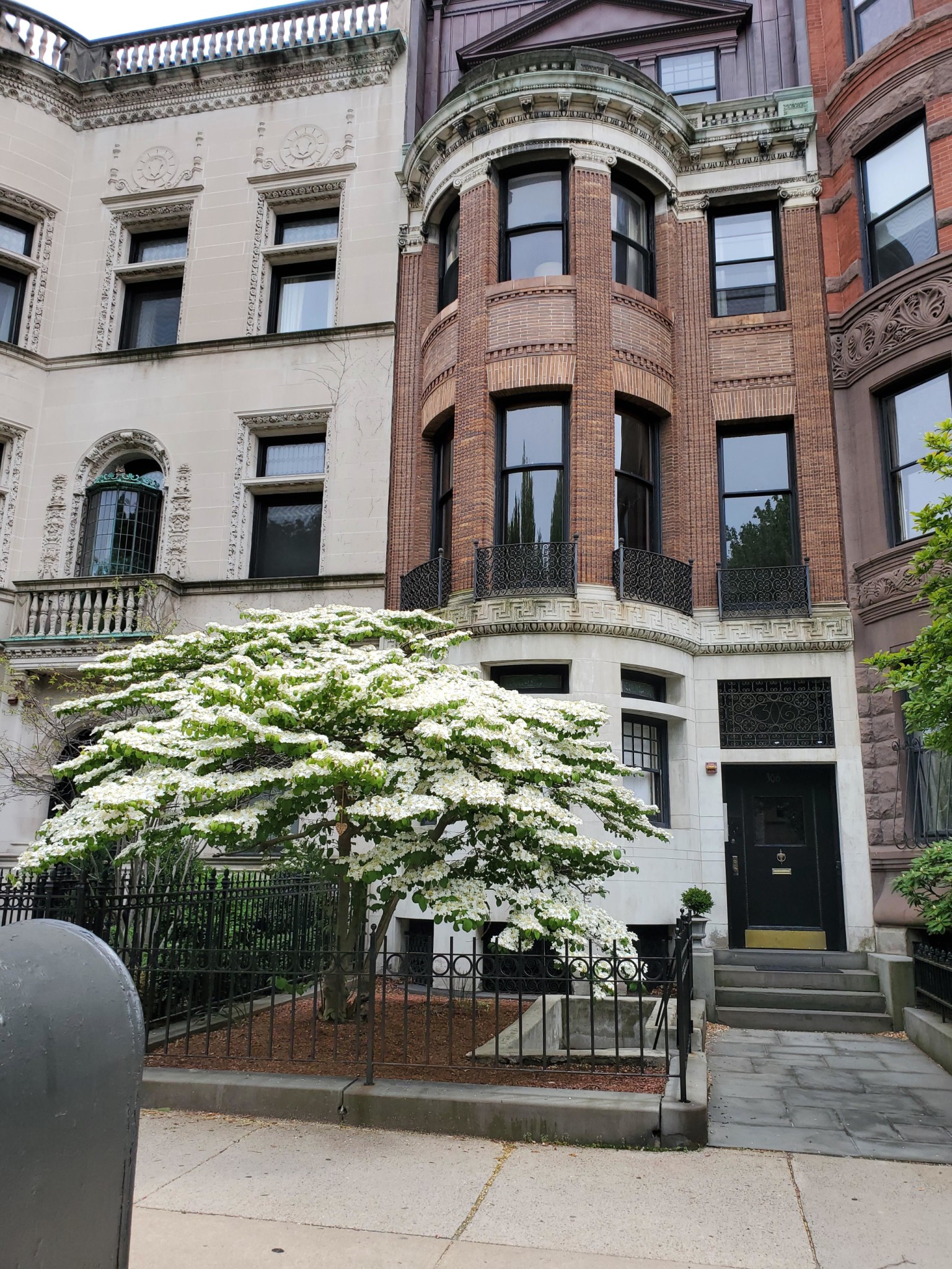 306 Commonwealth Ave, Back Bay