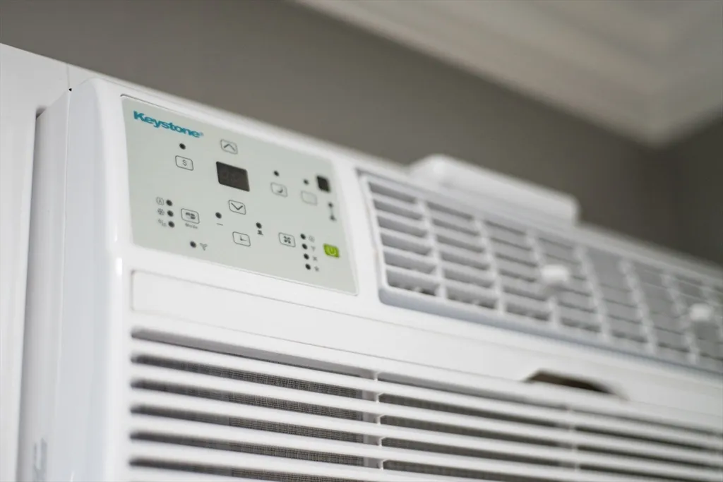 145 Essex Ave, Gloucester