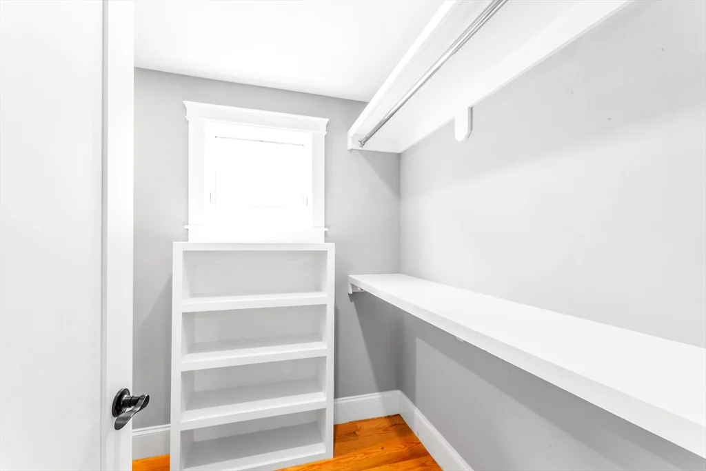 31 Woodlawn, Jamaica Plain