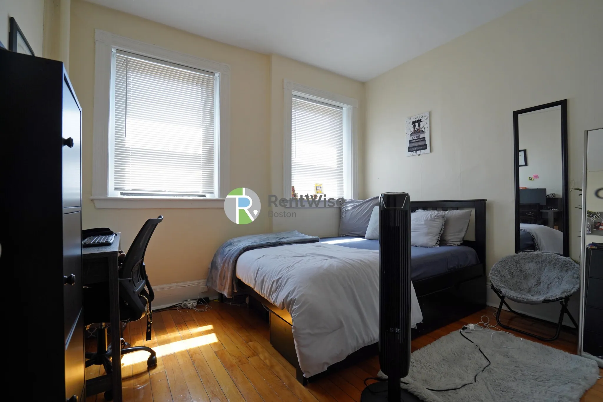 1212 Commonwealth Ave, Brighton