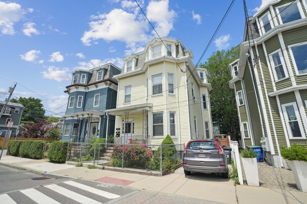 67 Concord Ave, Inman Square