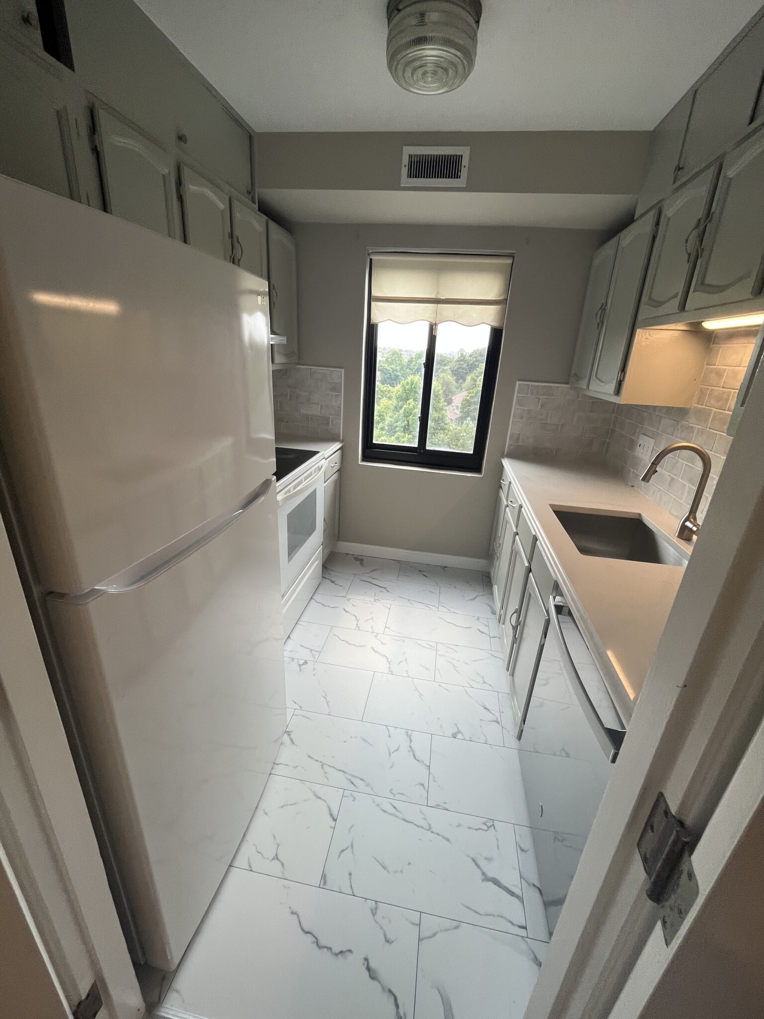 2130 Massachusetts Ave, North Cambridge