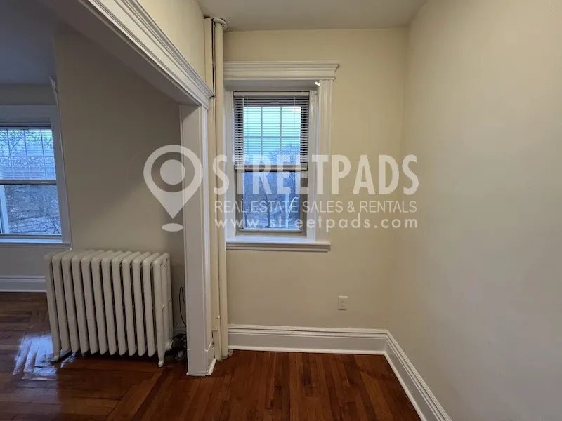 31 Park Dr, Fenway