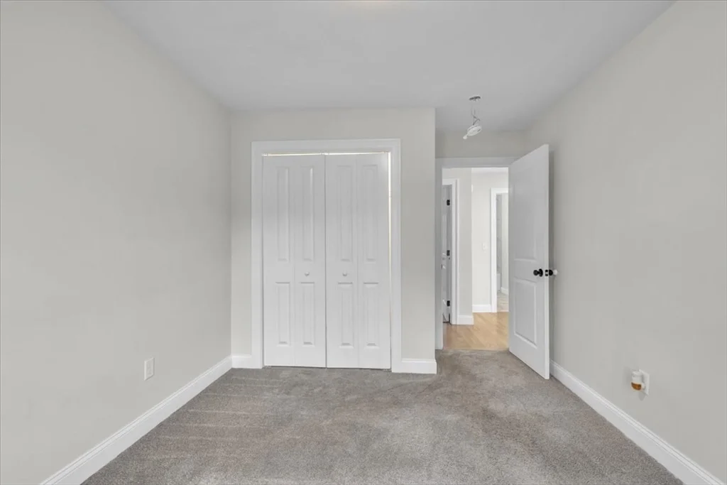 16-18 Peckham Ave, Brockton