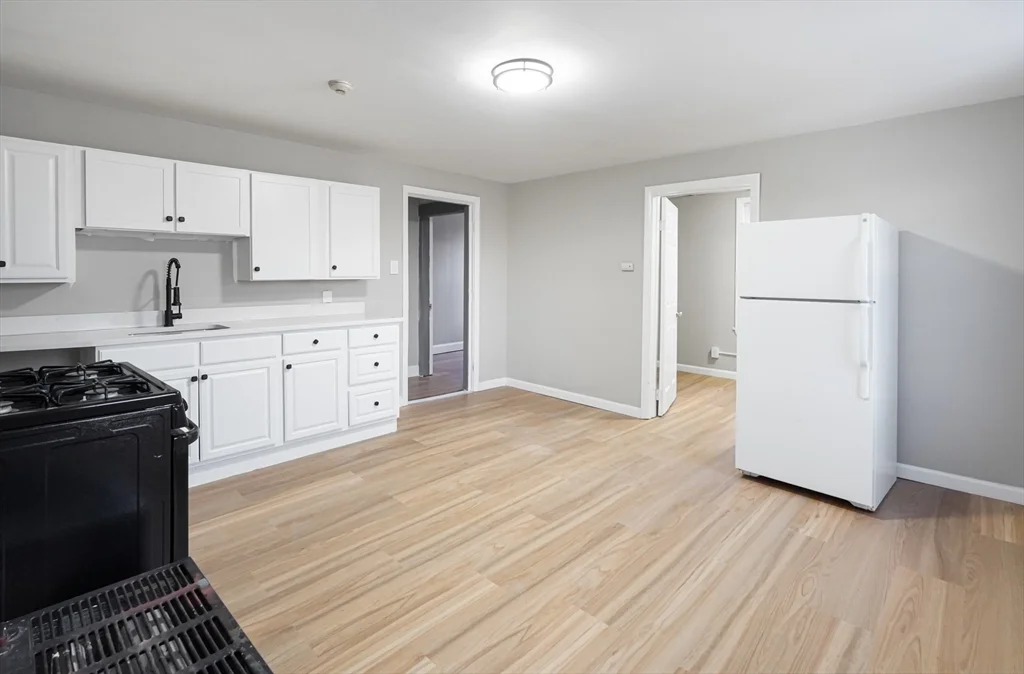 168 Lunenburg St, Fitchburg