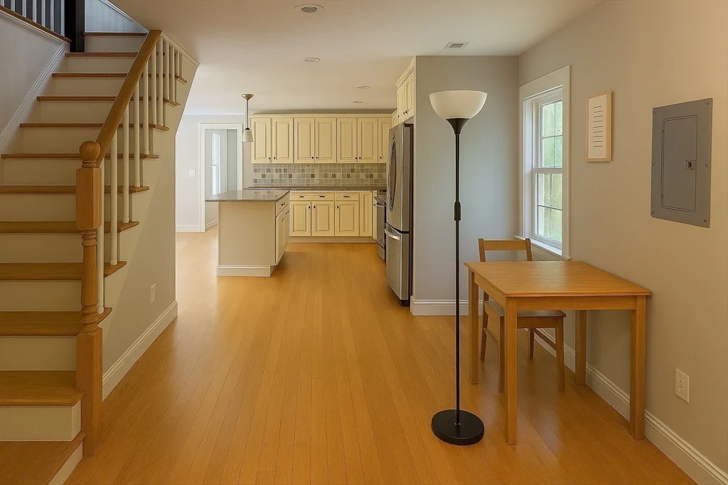 27 Cummings St, Medford