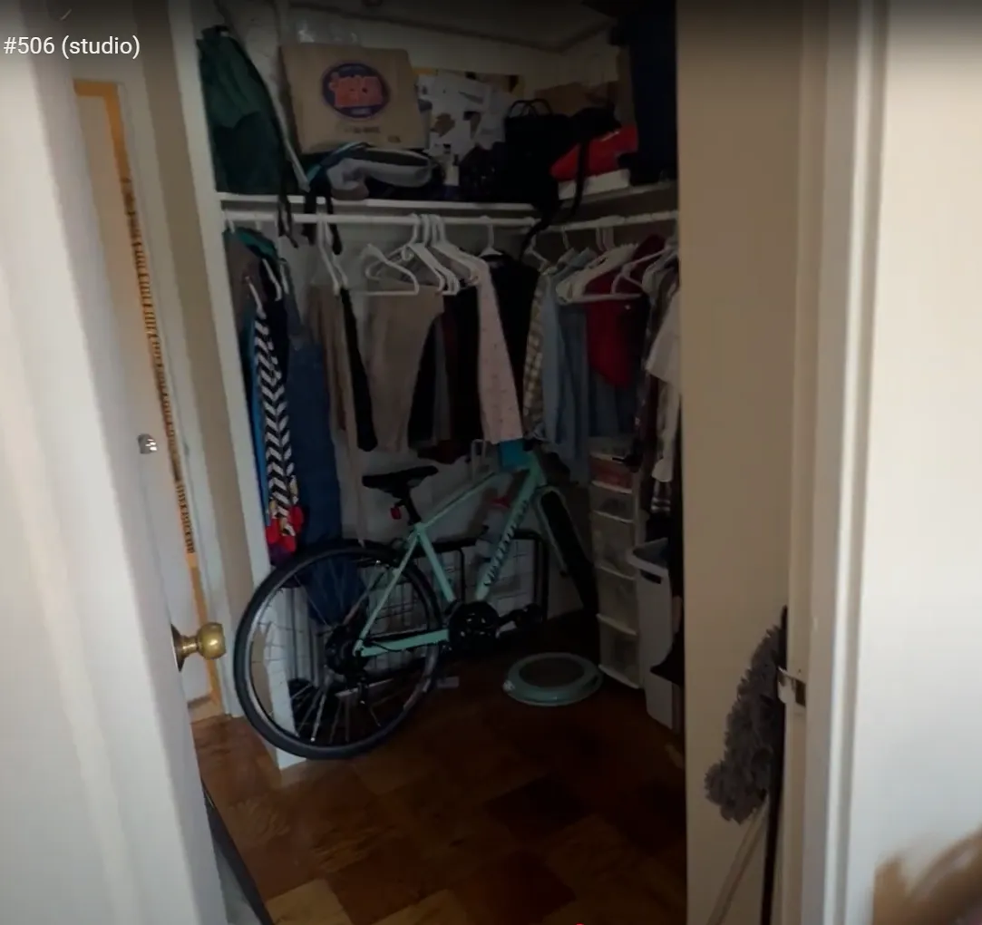 101 Monmouth St, Longwood