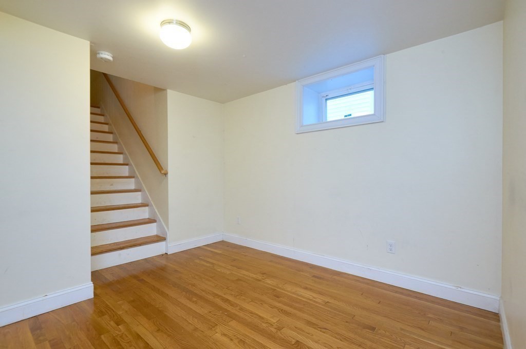 9 Mission St, Mission Hill