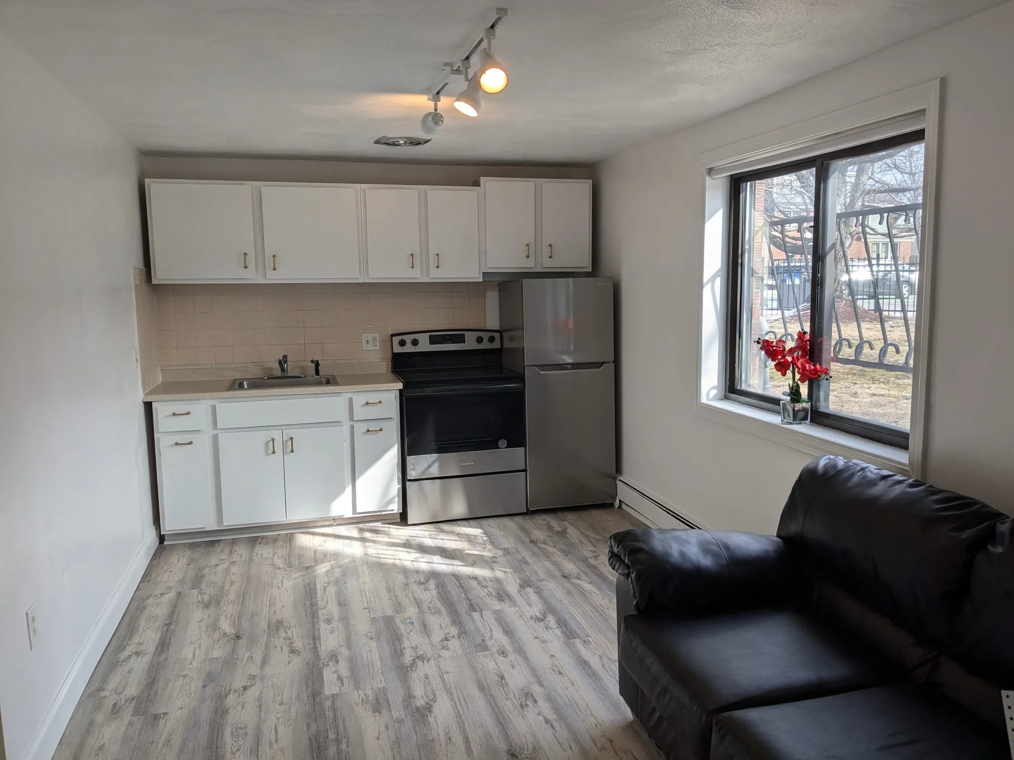2192 Massachusetts Ave, North Cambridge