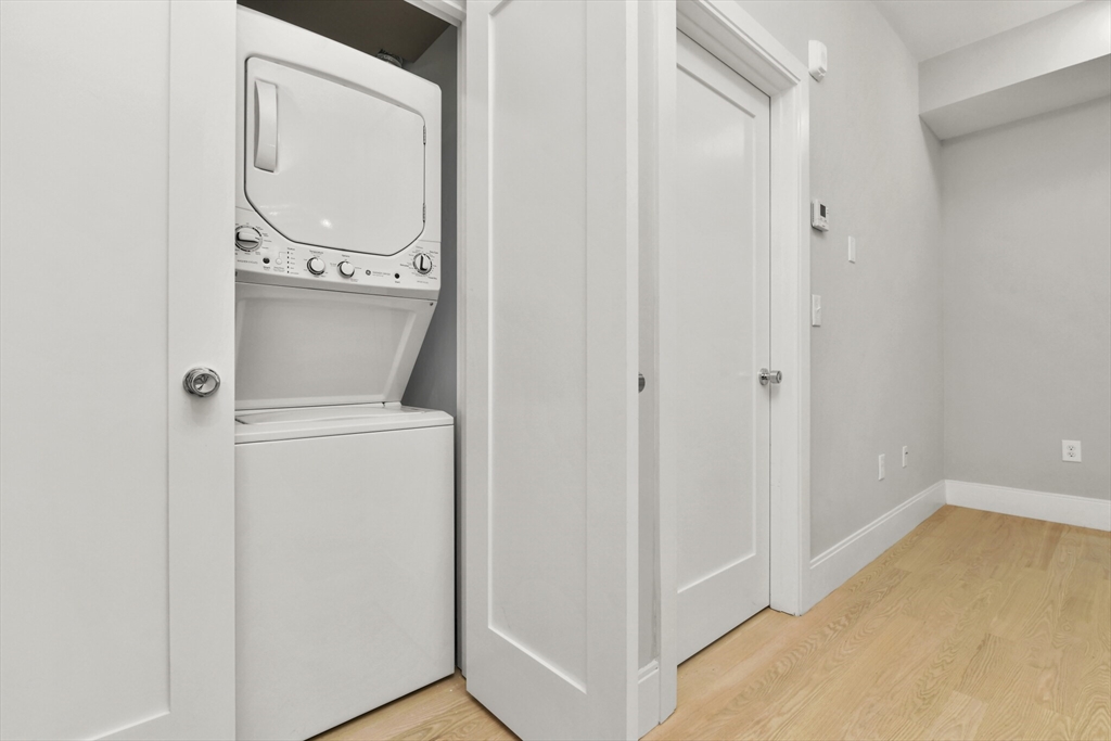 184 Paris St, East Boston