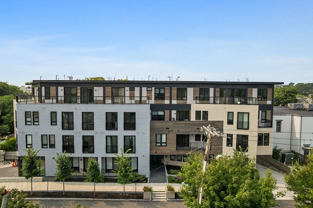 97 Elmwood, North Cambridge