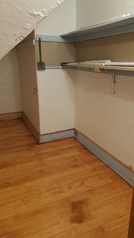 98 Brookline St, Webster Square