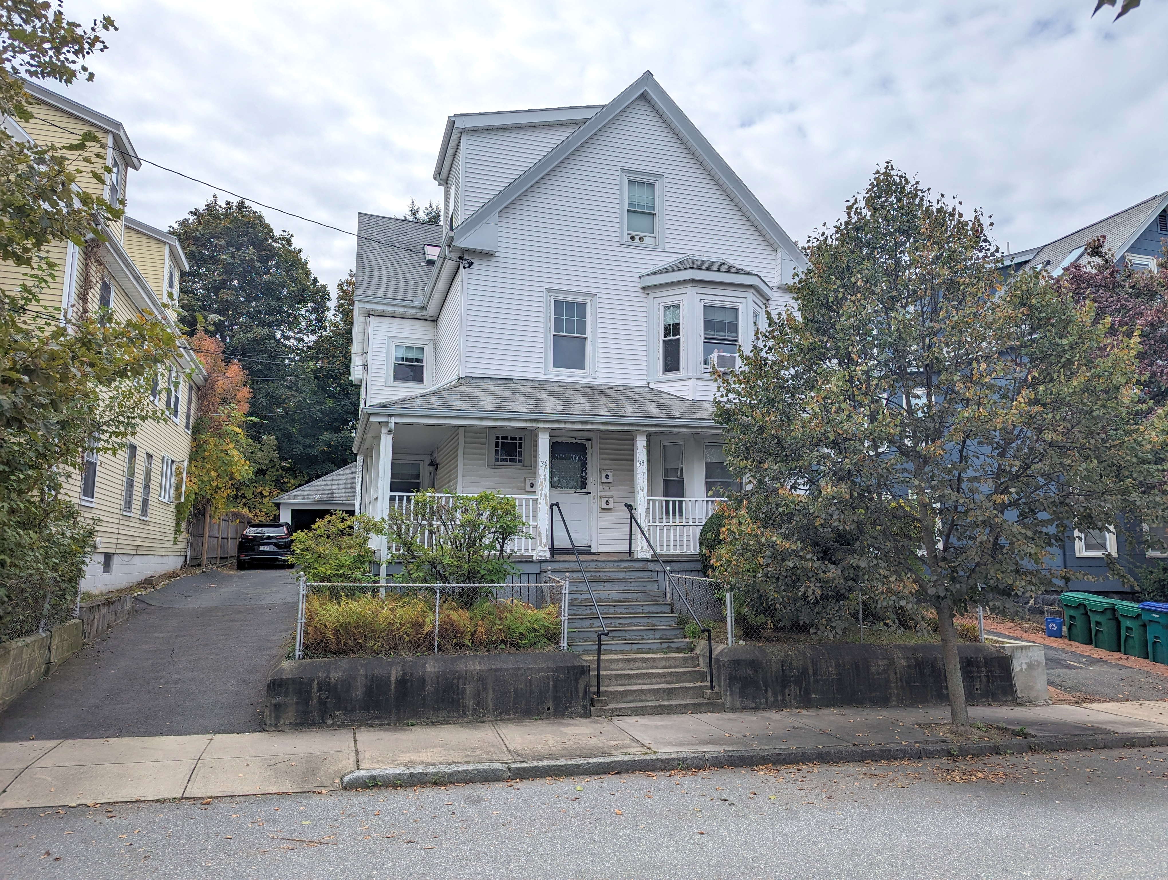 36 Orchard St, Medford