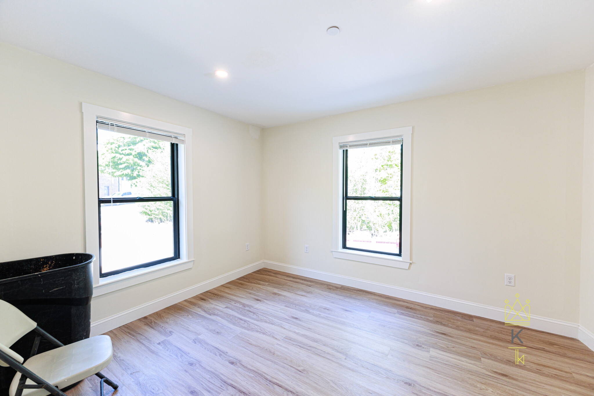 460 Washington St, Brighton