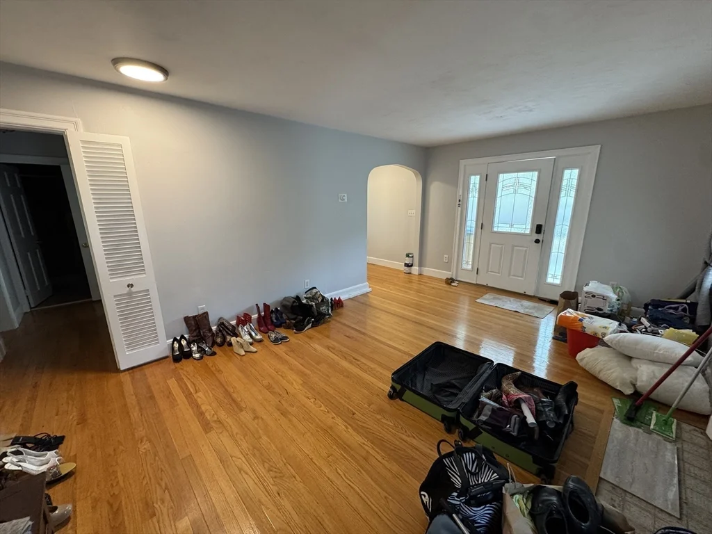 181 Bonad Rd, Chestnut Hill